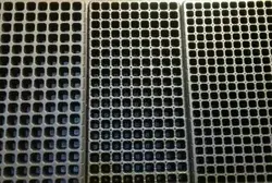 سینی نشاء 162 حفره یکبار مصرف