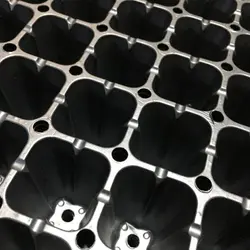 سینی نشاء 128 حفره یکبار مصرف