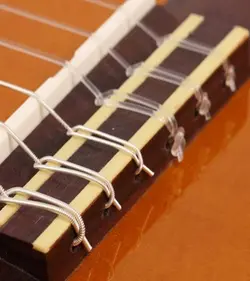 گیتار کلاسیک یاماها مدل C40