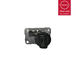 قفل در داشبورد پاترول نیسان موتور