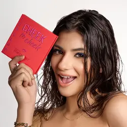 پالت رژگونه فوراور52 (DGB001)