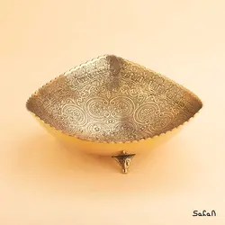 شیرینی خوری برنجی طلایی هندی سه پایه مثلث