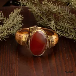 دستبند سنگی استخوانی هندی