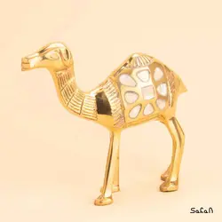 مجسمه برنجی و صدفی طلایی مدل شتر ایستاده سایز 3