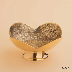 آجیل خوری برنجی میناکاری مدل چهار پر رز سایز 2