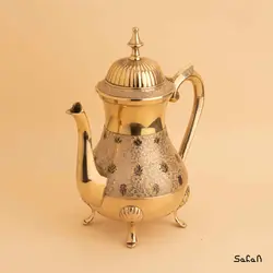 قوری برنجی میناکاری پایه دار طرح تاج مدل آمبوس