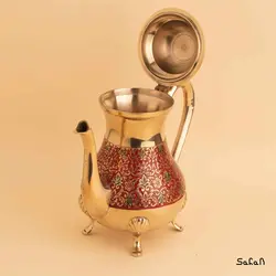 قوری برنجی میناکاری پایه دار طرح تاج مدل آمبوس