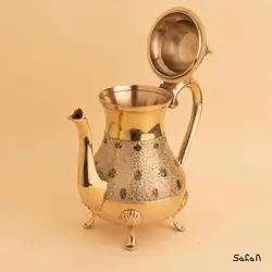 قوری برنجی میناکاری پایه دار طرح تاج مدل آمبوس