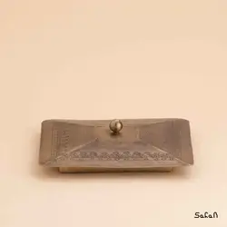 شکلات خوری چوبی با درب برنجی مدل توسکا مربع