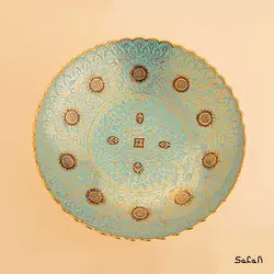 آجیل خوری پایه دار برنجی میناکاری مدل تمشک
