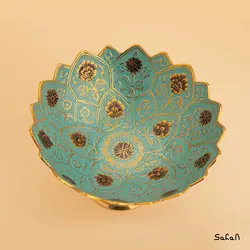 آجیل خوری برنجی طلایی پایه دار دورو مدل میخک