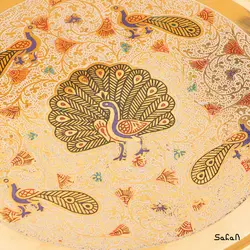 سینی برنجی هندی طلایی طرح طاووس سایز 2