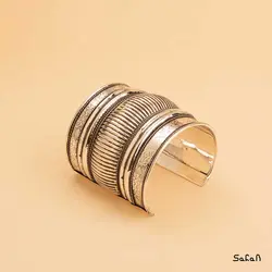 دستبند برنجی هندی النگویی