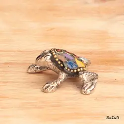 مجسمه هندی قورباغه