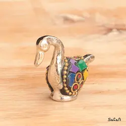 مجسمه هندی قو