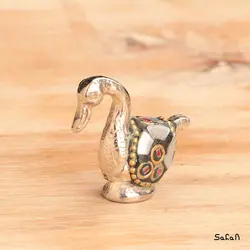 مجسمه هندی قو