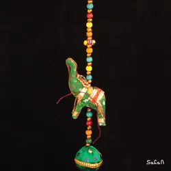 آویز برنجی و پارچه هندی