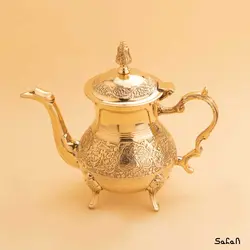 قوری برنجی طلایی پایه دار