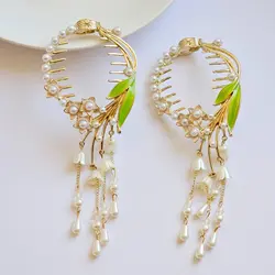 گیره گوجه ای شکوفه آبشاری - بشک