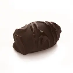 خرما شکلاتی شیری با مغز بادام