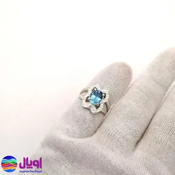 انگشتر نقره زنانه با نگین توپاز بیضی 2.1 قیراط