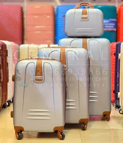 خرید چمدان اسکای چرم وسط سایز متوسط از جنس پلی کربنات نشکن - چمدانکده