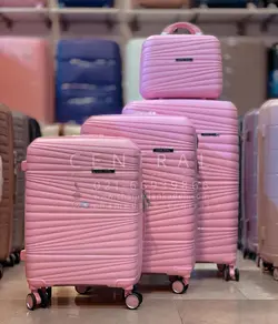 خرید چمدان لاوپل ست 4 تایی از جنس پلی کربنات نشکن - چمدانکده