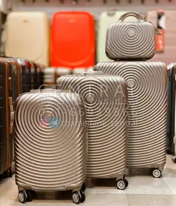 خرید چمدان خورشیدی سایز متوسط جنس پلی کربنات نشکن - چمدانکده