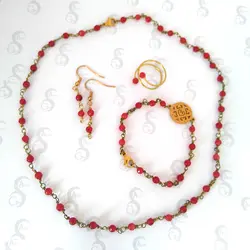 سرویس دست ساز زیورآلات برنج رنگ ثابت با مهره سنگ تراش خورده یاقوتی کد ZS1058K - آترادُر