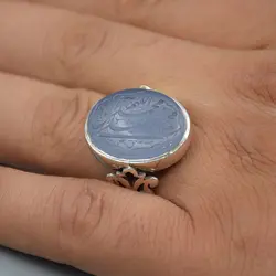 انگشتر عقیق کبود یمنی خطی 