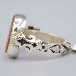 انگشتر عقیق یمنی خطی 