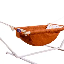 گهواره سنتی پایه دار بانوچ طرح رنگین کمان آنیا Aniya