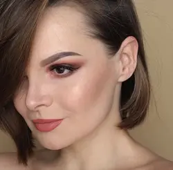 رژگونه هات ماما دبالم مینی سایز
