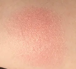 رژگونه هات ماما دبالم مینی سایز