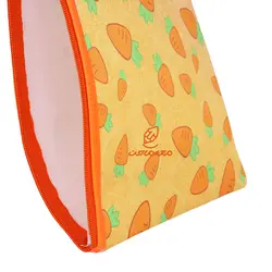 پوشه پارچه ای فانتزی زیپ دار A4 طرح خرگوش و هویج 3067 سویل - مجد مارکت
