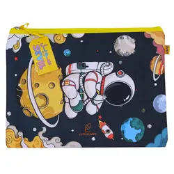 پوشه پارچه ای فانتزی زیپ دار A4 طرح فضانورد 3067 سویل - مجد مارکت