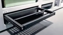 جاکفشی ریلی داخل کمد لباس