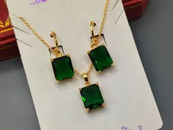 خرید نیم ست گردنبند و گوشواره مربعی نگین سبز &bull; گالری بدلیجات ترنج