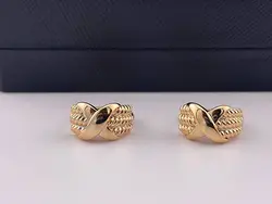 گوشواره طرح طلا مارک فرد &bull; گالری بدلیجات ترنج