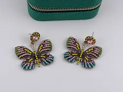 گوشواره پروانه ای با نگین کاری رنگی &bull; گالری بدلیجات ترنج