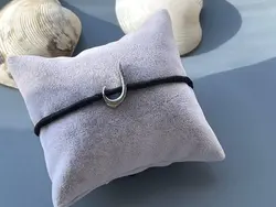 دستبند نخی حرف لام &bull; گالری بدلیجات ترنج