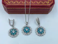 نیم ست مجلسی با نگین سفید و آبی &bull; گالری بدلیجات ترنج