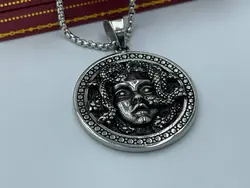 گردنبند ورساچه سیاه قلم خاص &bull; گالری بدلیجات ترنج