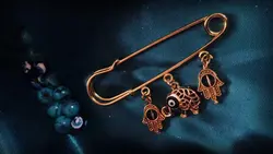 سنجاق سینه اسکاتلندی برای بستن مانتو و روی مقنعه • گالری بدلیجات ترنج