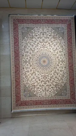 فرش خاطره کویر کاشان طرح مستانه صدفی حاشیه لاکی