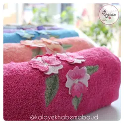 حوله دستی گلدوزی شده ماندگار