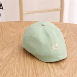 کلاه بچگانه طرح داک بیل