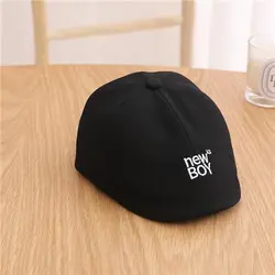 کلاه بچگانه طرح داک بیل