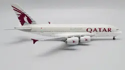 ماکت هواپیما مسافربری ایرباس A380 هواپیمایی قطر مقیاس 1:400