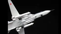 ماکت جنگنده سوخو 24 فنسر نیروی هوایی روسیه| Calibre Wings 1:72 Sukhoi SU-24M Fencer 41 Red Russian AirForce